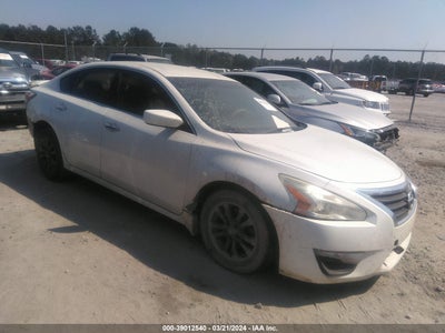 NISSAN ALTIMA 2015