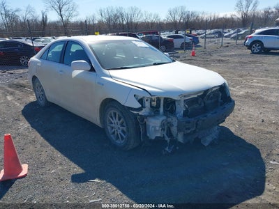TOYOTA CAMRY HYBRID 2011