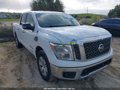 Nissan Titan 2017