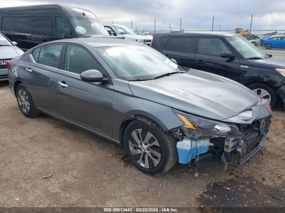 Nissan Altima 2022