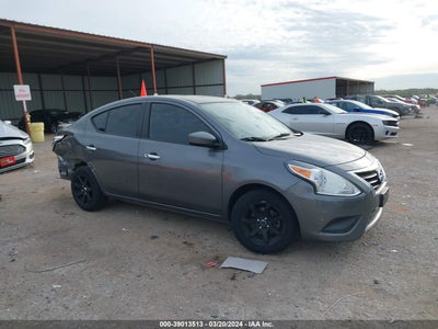 NISSAN VERSA 2019