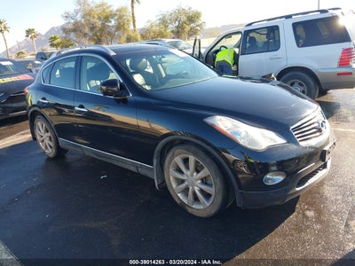 INFINITI JOURNEY 2013