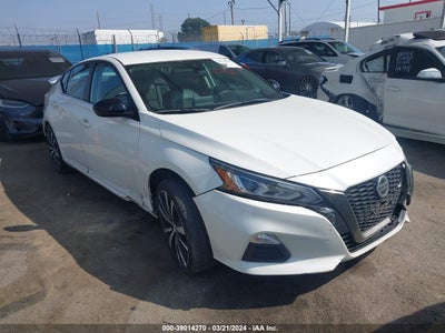 Nissan Altima 2021