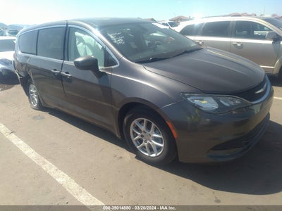 CHRYSLER PACIFICA 2017