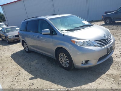 Toyota Sienna 2014