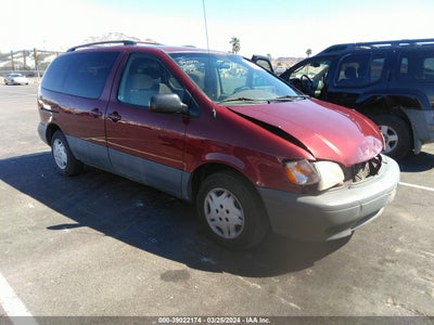 Toyota Sienna 2003