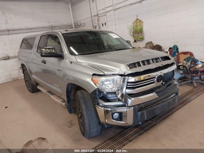 TOYOTA TUNDRA 2017