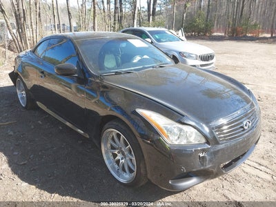 INFINITI G37 2009