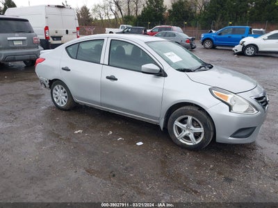NISSAN VERSA 2019