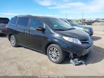 TOYOTA SIENNA 2020