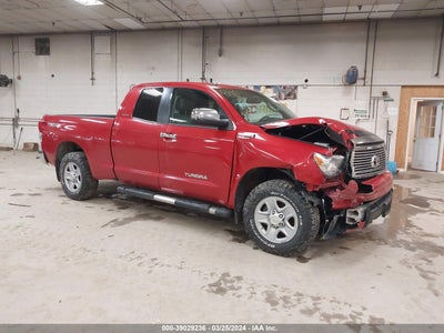 TOYOTA TUNDRA 2011