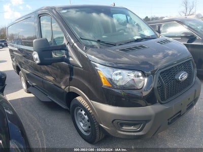 Ford Transit-250 2024