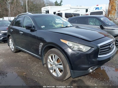 INFINITI FX35 2012