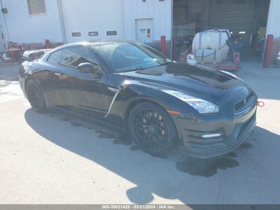 Nissan Gt-r 2015
