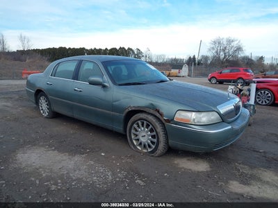 LINCOLN TOWN CAR 2006