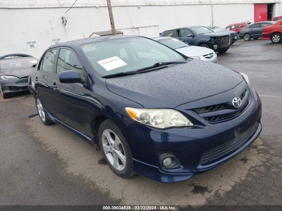 TOYOTA COROLLA 2011