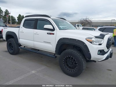 TOYOTA TACOMA 2019