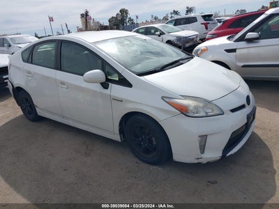 TOYOTA PRIUS 2015