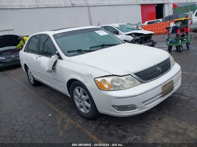 TOYOTA AVALON 2001