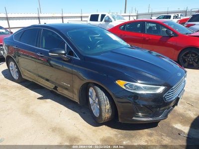 FORD FUSION HYBRID 2019