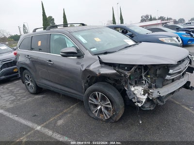 TOYOTA HIGHLANDER 2019