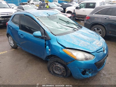 Mazda 2 2011