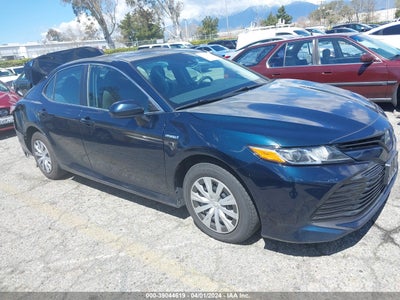 TOYOTA CAMRY HYBRID 2019
