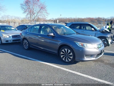 HONDA ACCORD HYBRID 2015