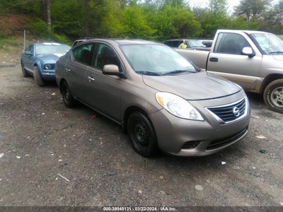 Nissan Versa 2012