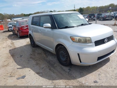 SCION SCION XB 2010