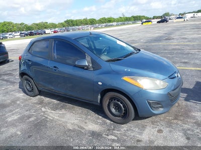 Mazda 2 2014