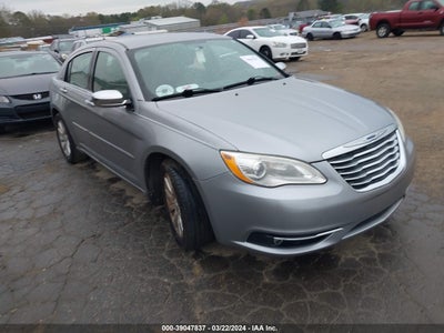 Chrysler 200 2013
