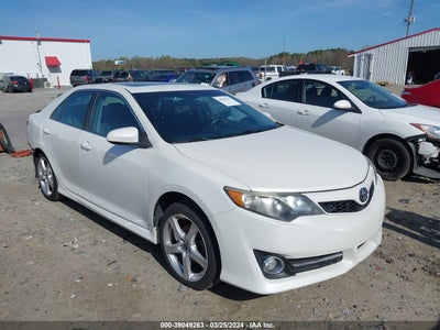 TOYOTA CAMRY 2014