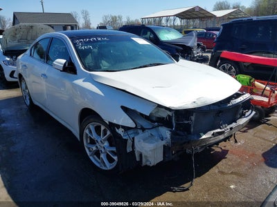 Nissan Maxima 2014