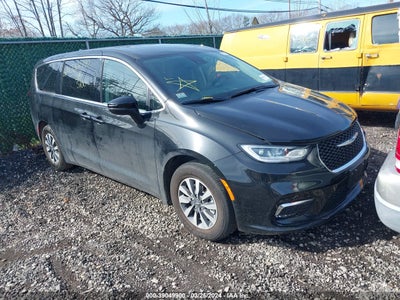 Chrysler Pacifica 2023