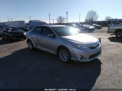 TOYOTA CAMRY 2014