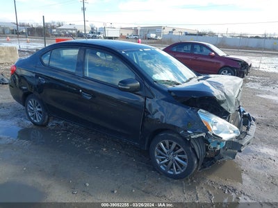 MITSUBISHI MIRAGE G4 2017