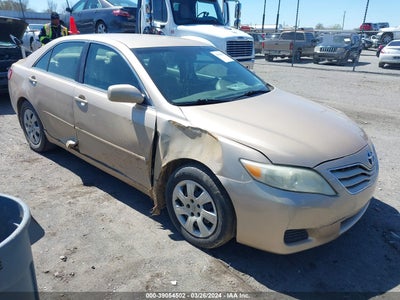 TOYOTA CAMRY 2010