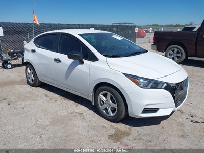 NISSAN VERSA 2020