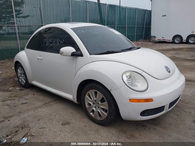 Volkswagen Beetle 2010