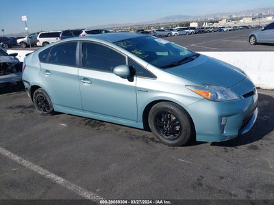 TOYOTA PRIUS 2013