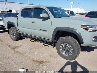 TOYOTA TACOMA 2023