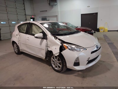 TOYOTA PRIUS C 2013