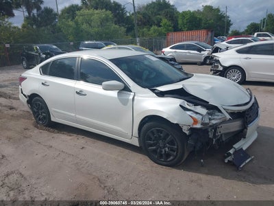 Nissan Altima 2015