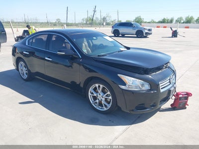 NISSAN MAXIMA 2014