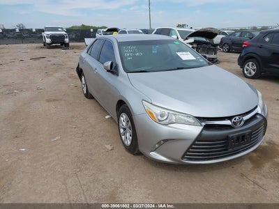 TOYOTA CAMRY 2016