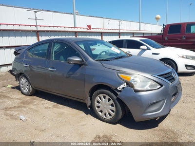 NISSAN VERSA 2016
