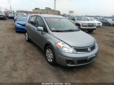 NISSAN VERSA 2010