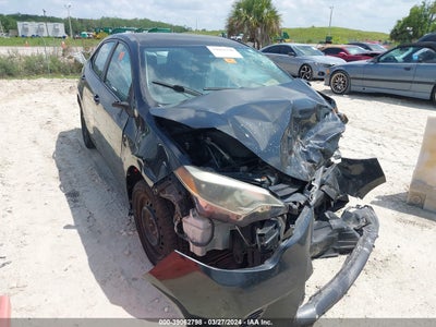 TOYOTA COROLLA 2015