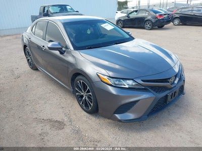 Toyota Camry 2018